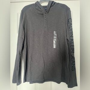 NWT Calvin Klein Charcoal Long Sleeve Hooded Shirt Medium